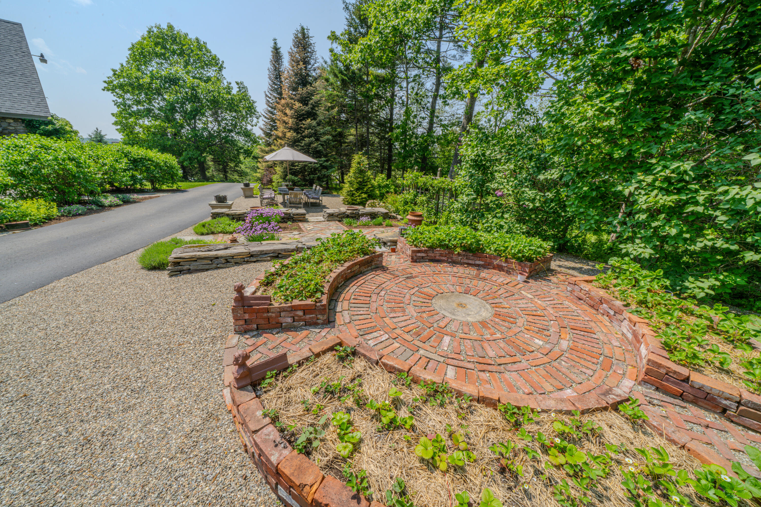 48 Old Searsport Avenue Belfast ME 04915