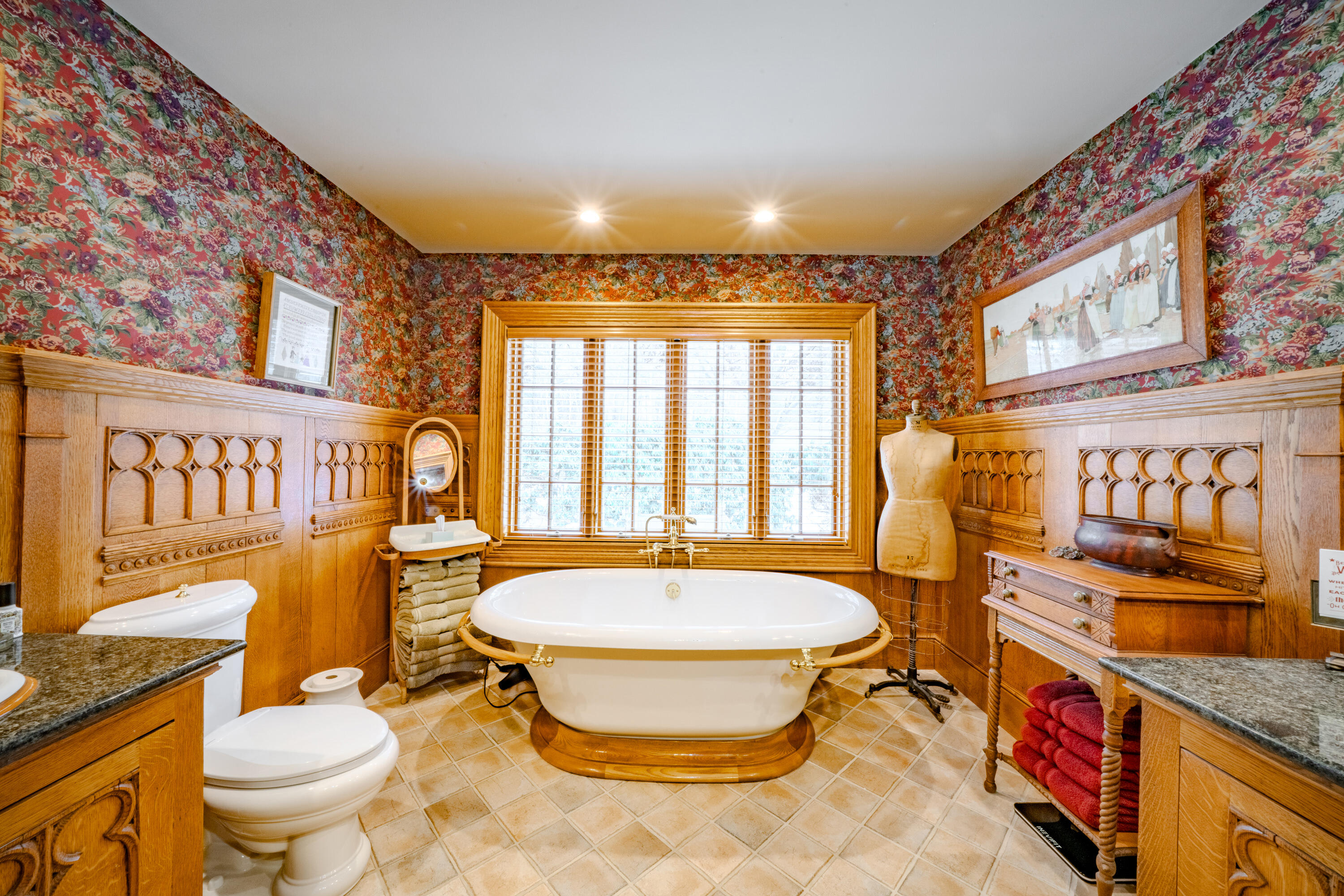 48 Old Searsport Avenue Belfast ME 04915