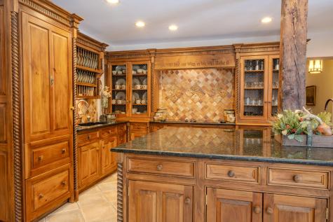 48 Old Searsport Avenue Belfast ME 04915