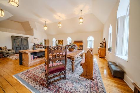 48 Old Searsport Avenue Belfast ME 04915