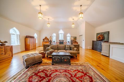 48 Old Searsport Avenue Belfast ME 04915