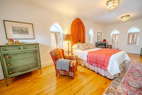 48 Old Searsport Avenue Belfast ME 04915