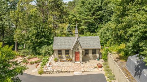 48 Old Searsport Avenue Belfast ME 04915