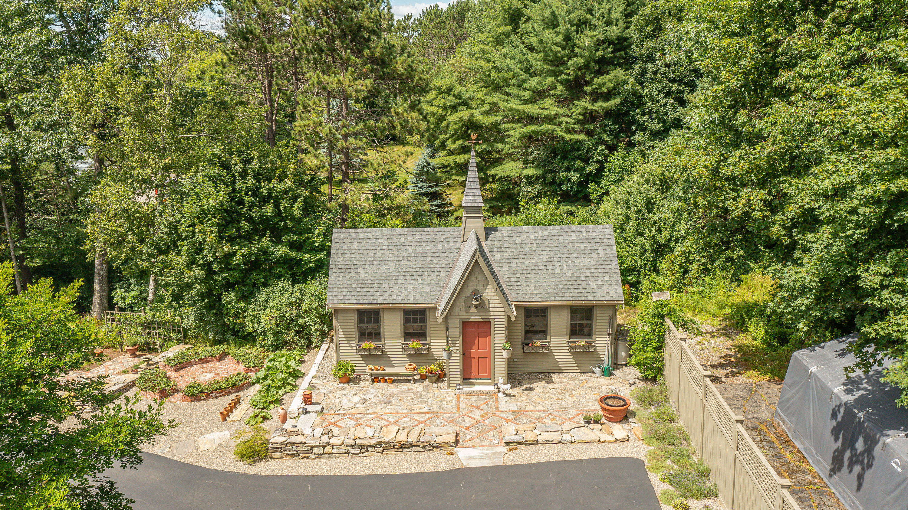 48 Old Searsport Avenue Belfast ME 04915