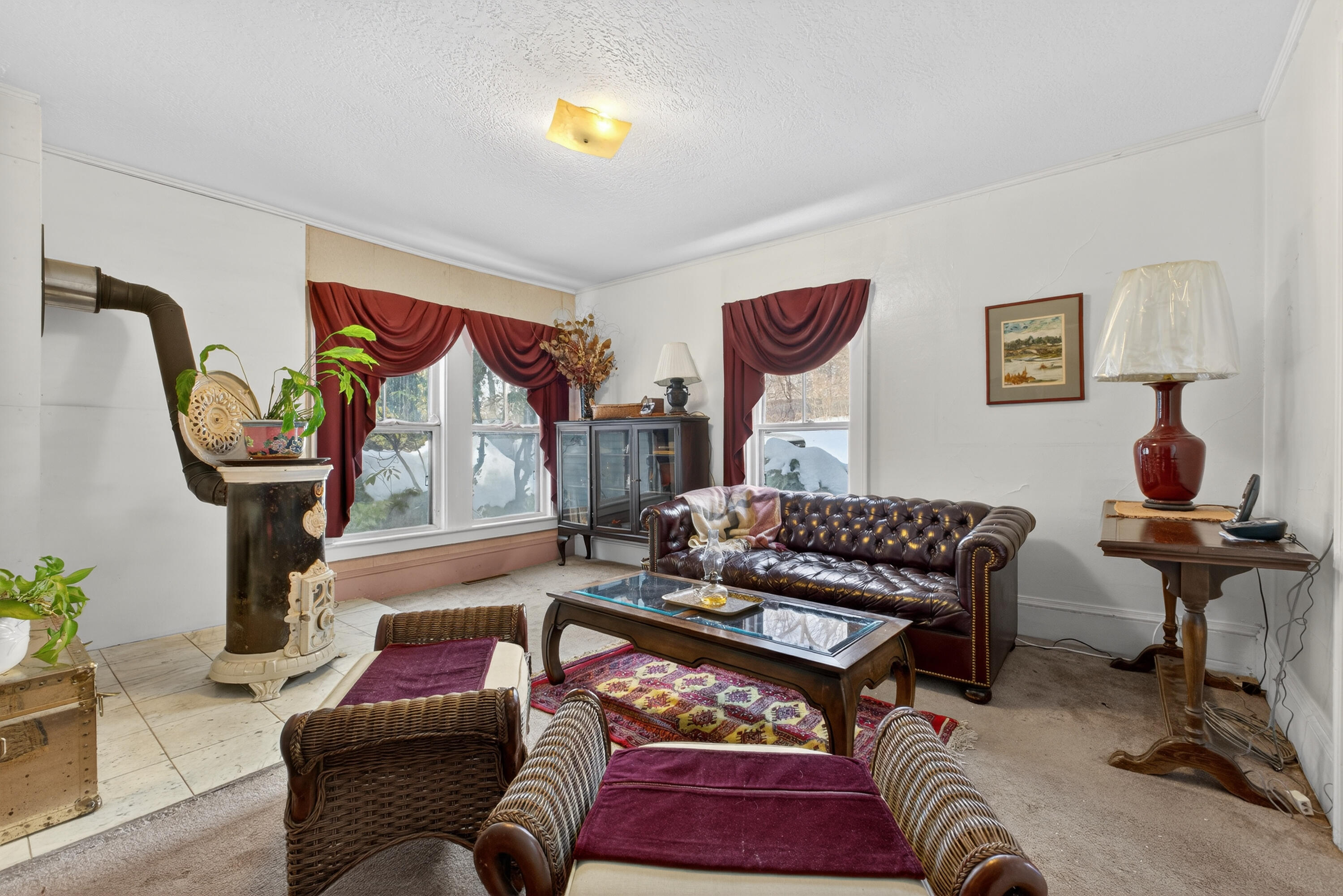 4 Trefethen Avenue Kittery ME 03904