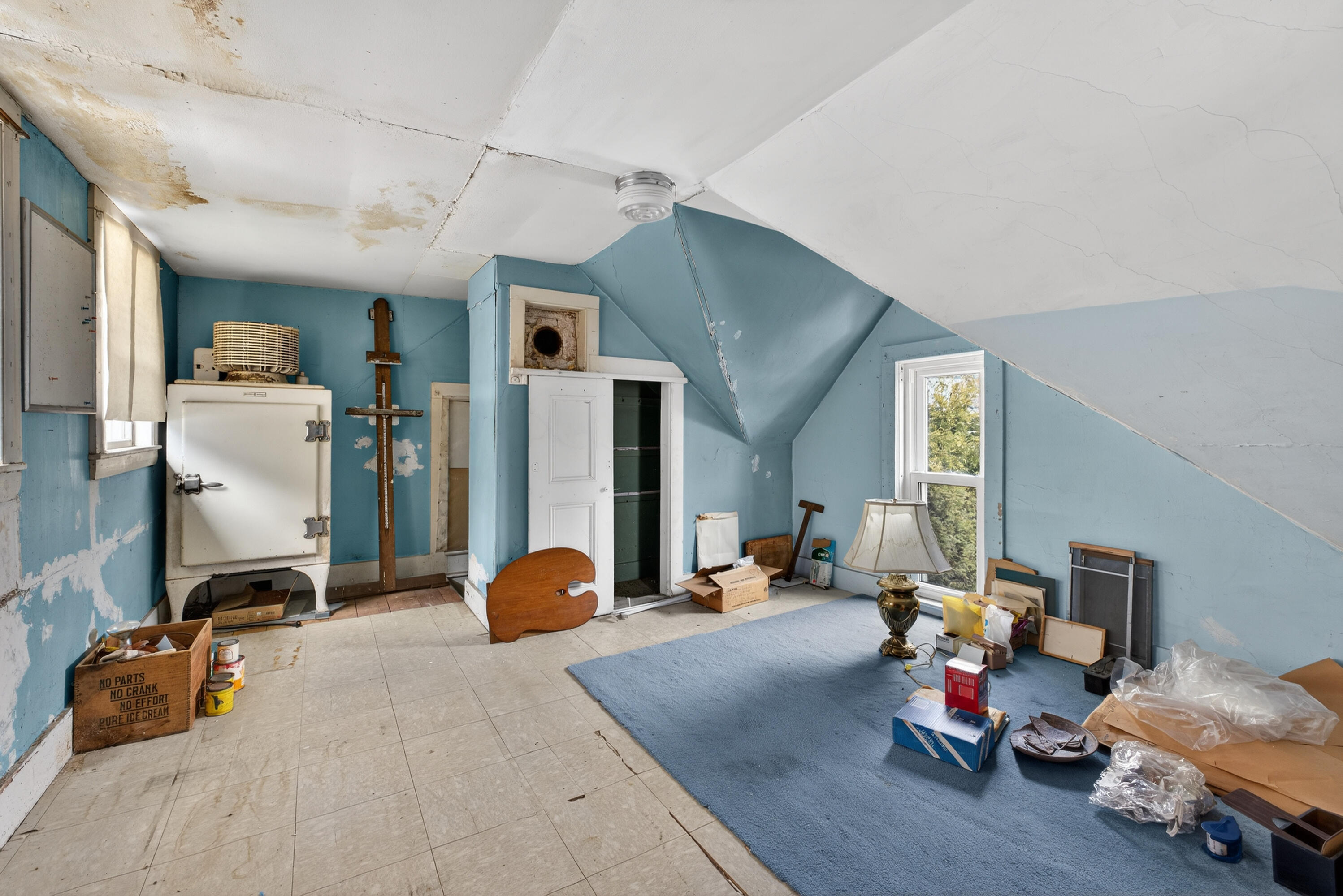 4 Trefethen Avenue Kittery ME 03904