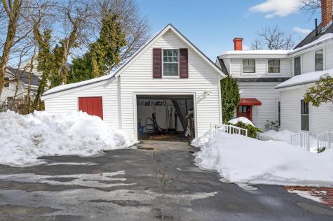 4 Trefethen Avenue Kittery ME 03904