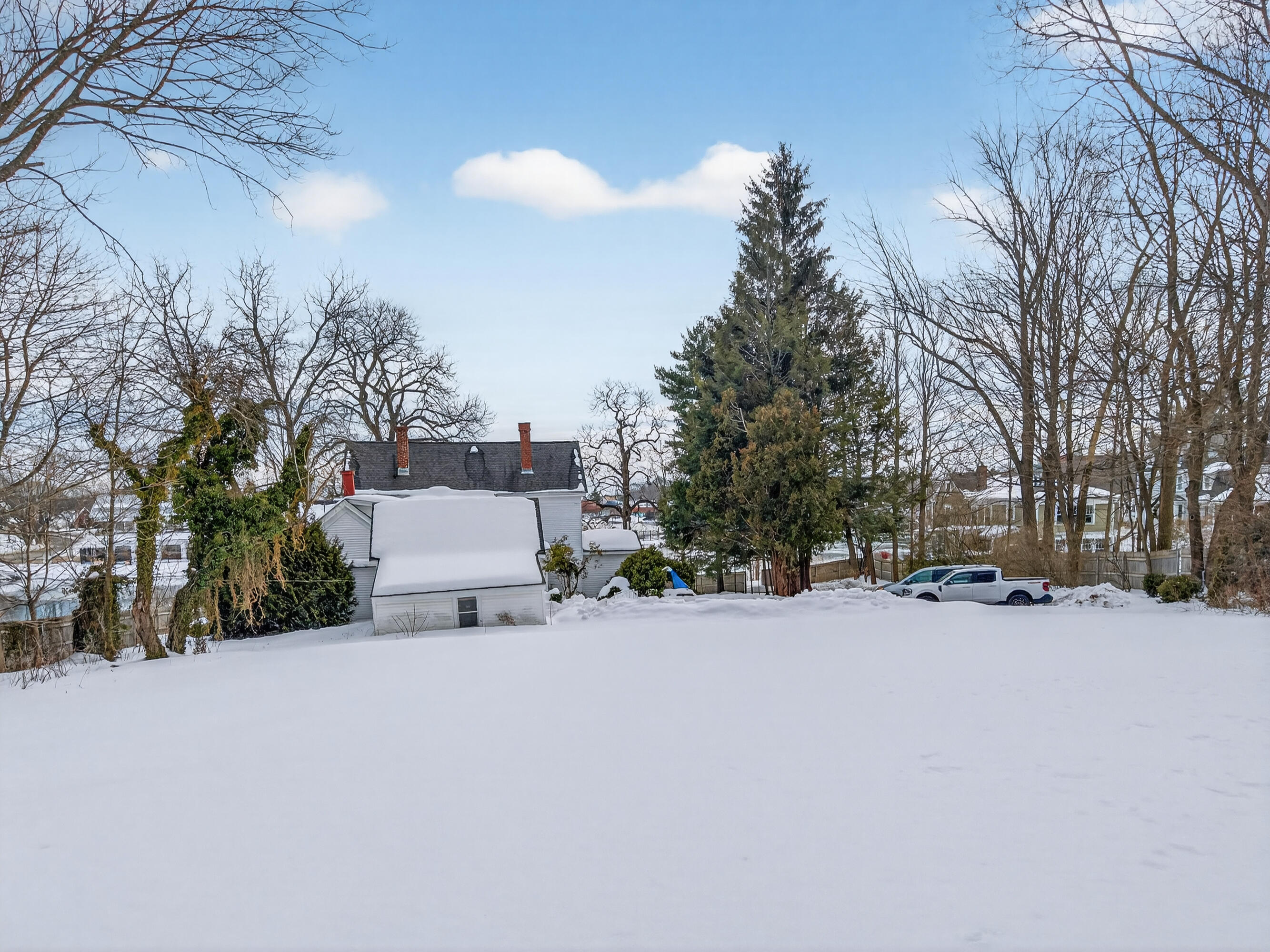 4 Trefethen Avenue Kittery ME 03904