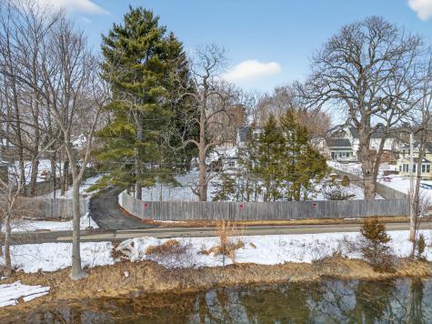 4 Trefethen Avenue Kittery ME 03904