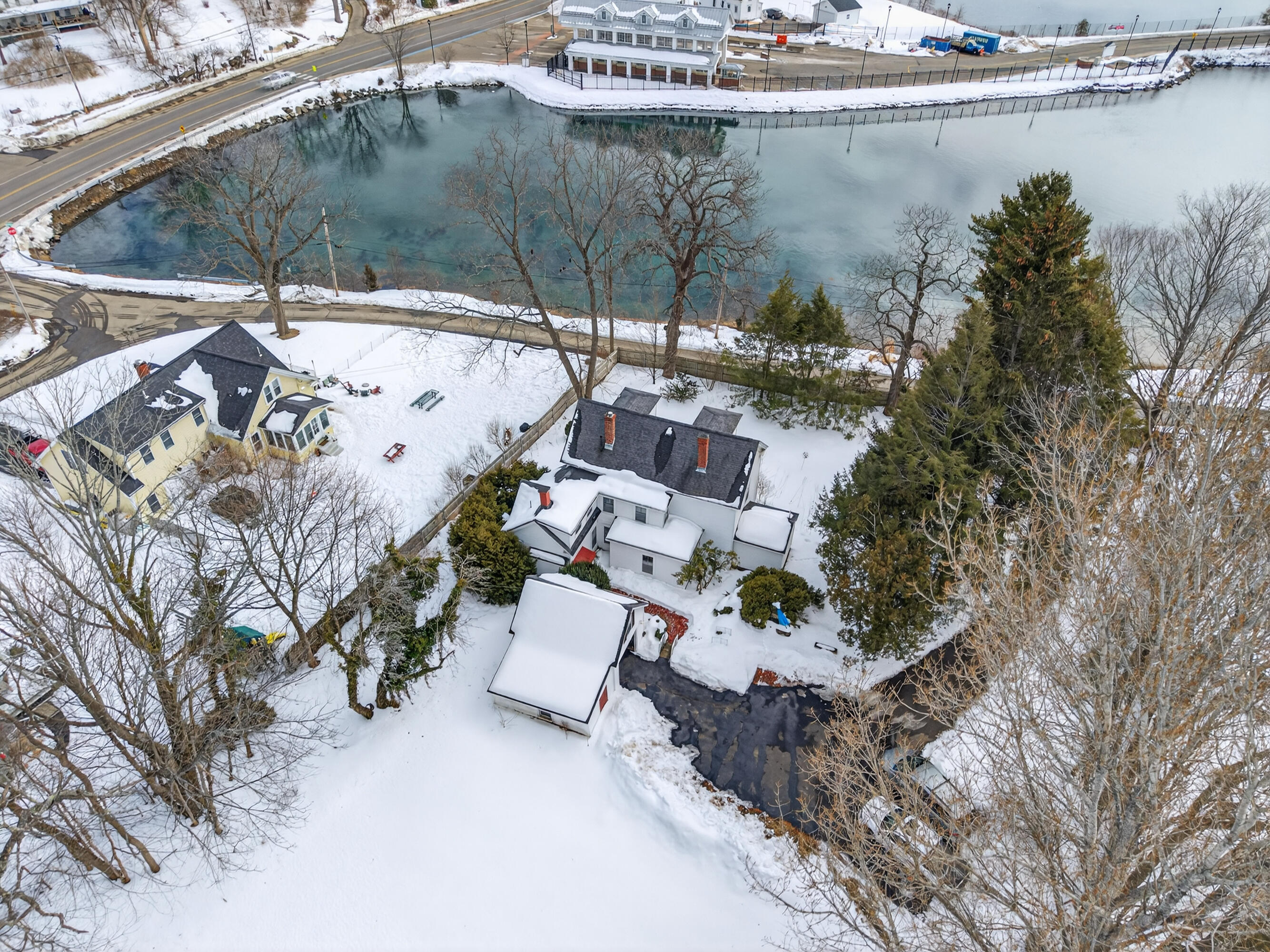 4 Trefethen Avenue Kittery ME 03904