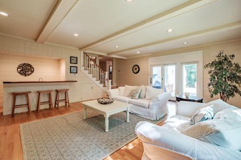 4 Brookside Drive Falmouth ME 04105