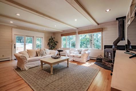 4 Brookside Drive Falmouth ME 04105
