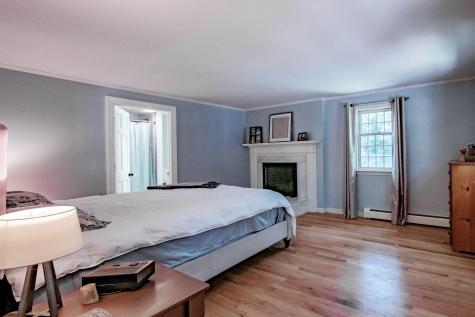 4 Brookside Drive Falmouth ME 04105