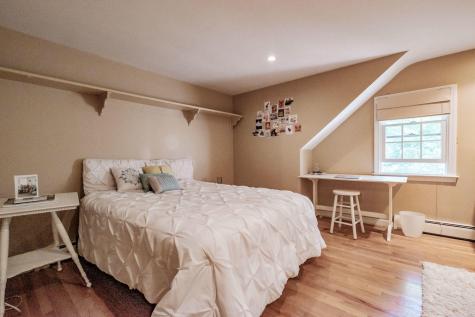 4 Brookside Drive Falmouth ME 04105