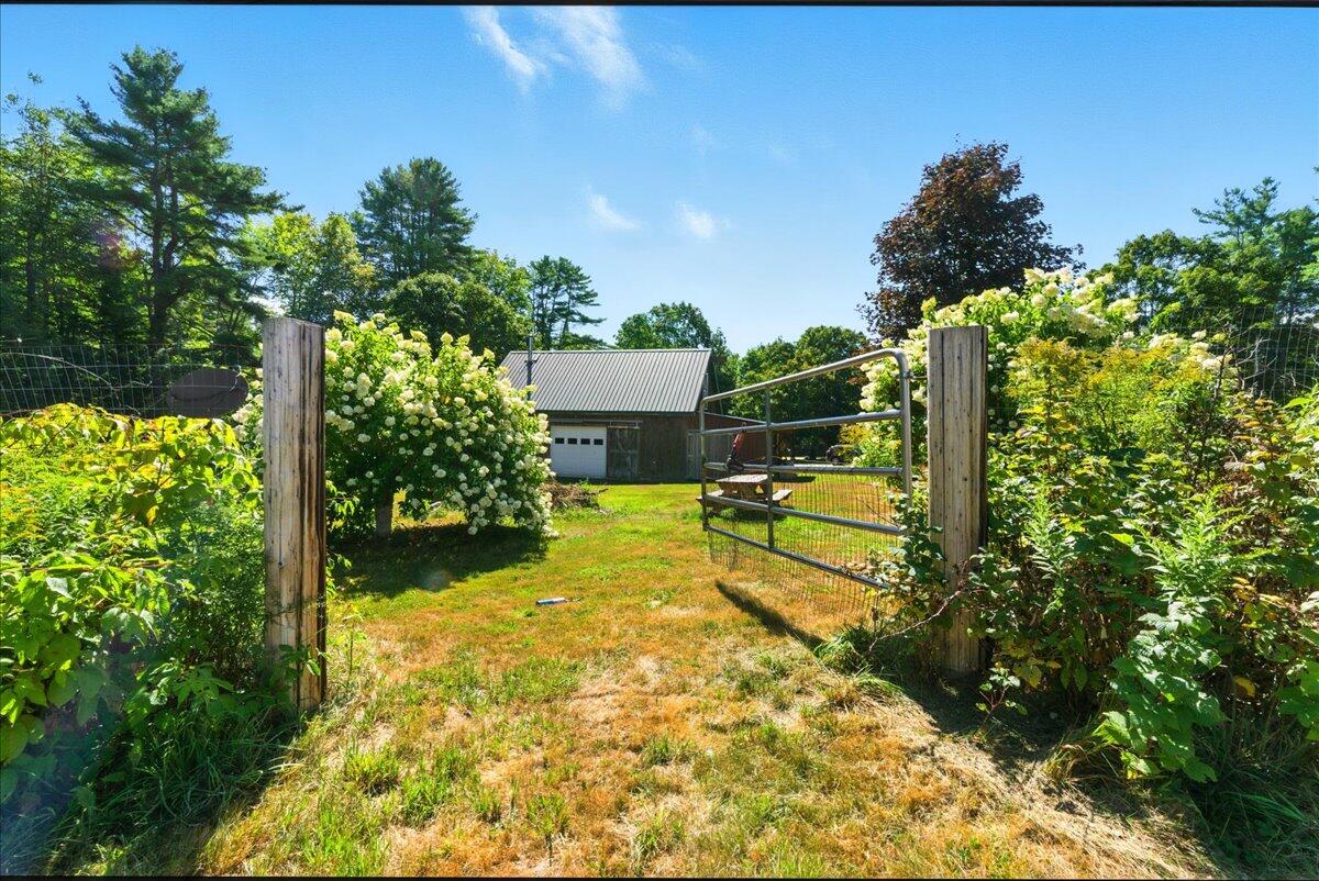 699 N North High Street Bridgton ME 04009