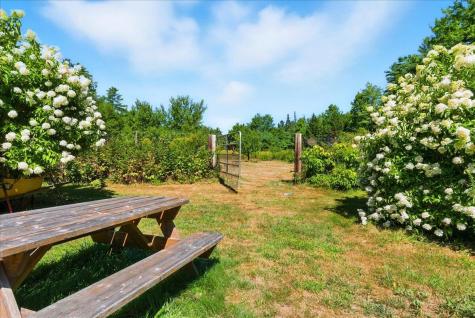 699 N North High Street Bridgton ME 04009