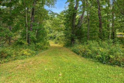 699 N North High Street Bridgton ME 04009