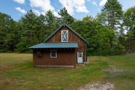 699 N North High Street Bridgton ME 04009