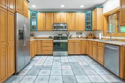 699 N North High Street Bridgton ME 04009