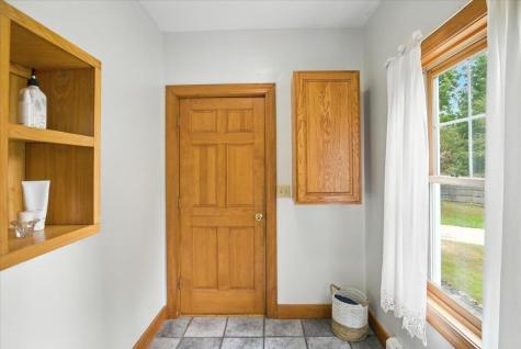 699 N North High Street Bridgton ME 04009