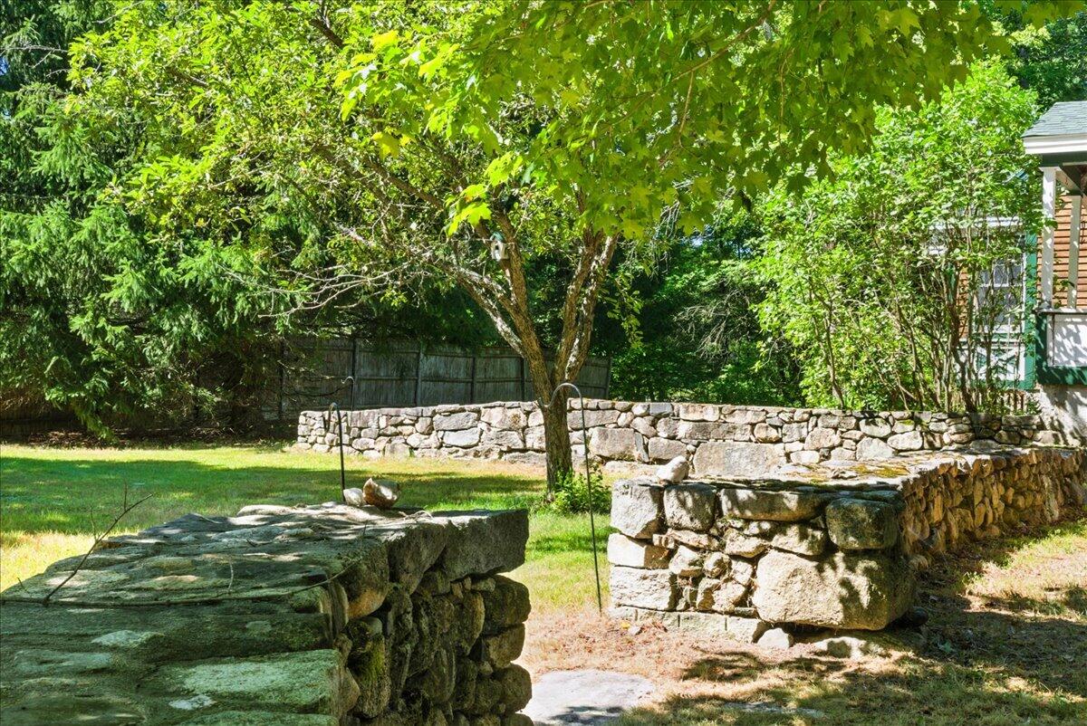 699 N North High Street Bridgton ME 04009