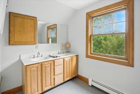 699 N North High Street Bridgton ME 04009