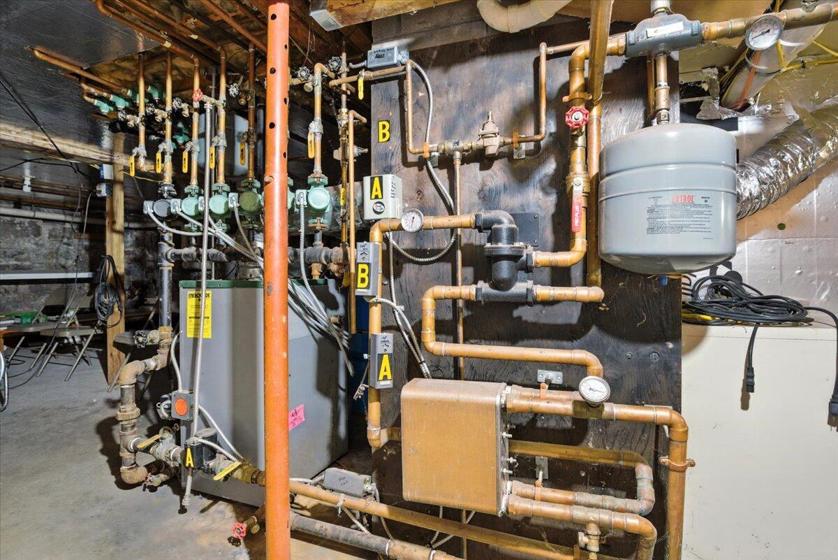 699 N North High Street Bridgton ME 04009