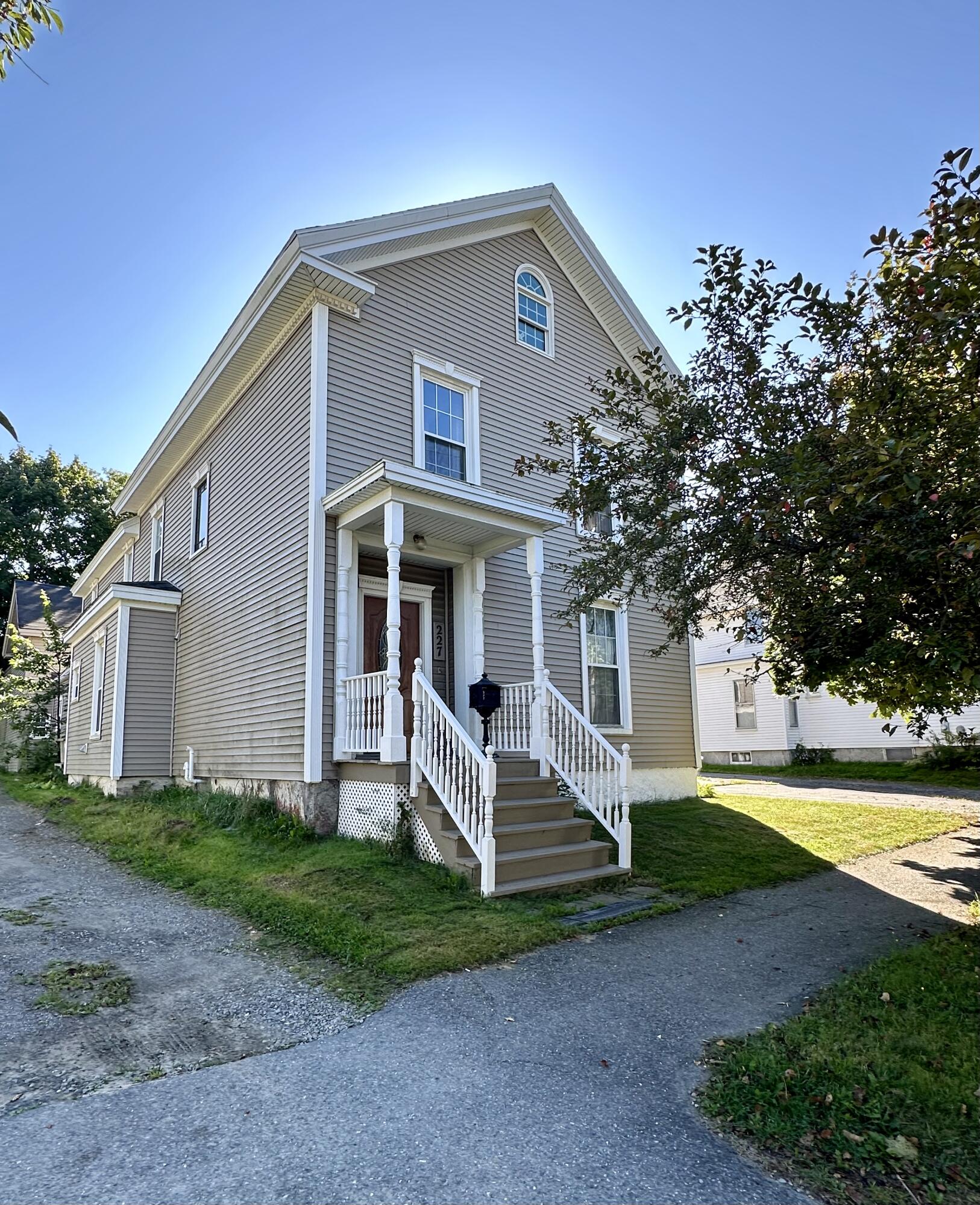 227 Essex Street Bangor ME 04401