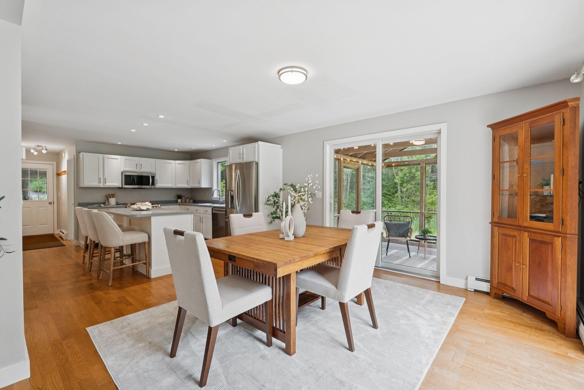 27 Libby Lane Brunswick ME 04011