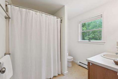 27 Libby Lane Brunswick ME 04011