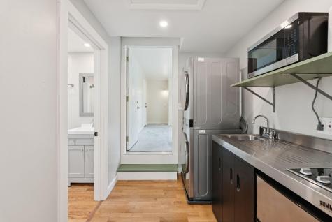 27 Libby Lane Brunswick ME 04011