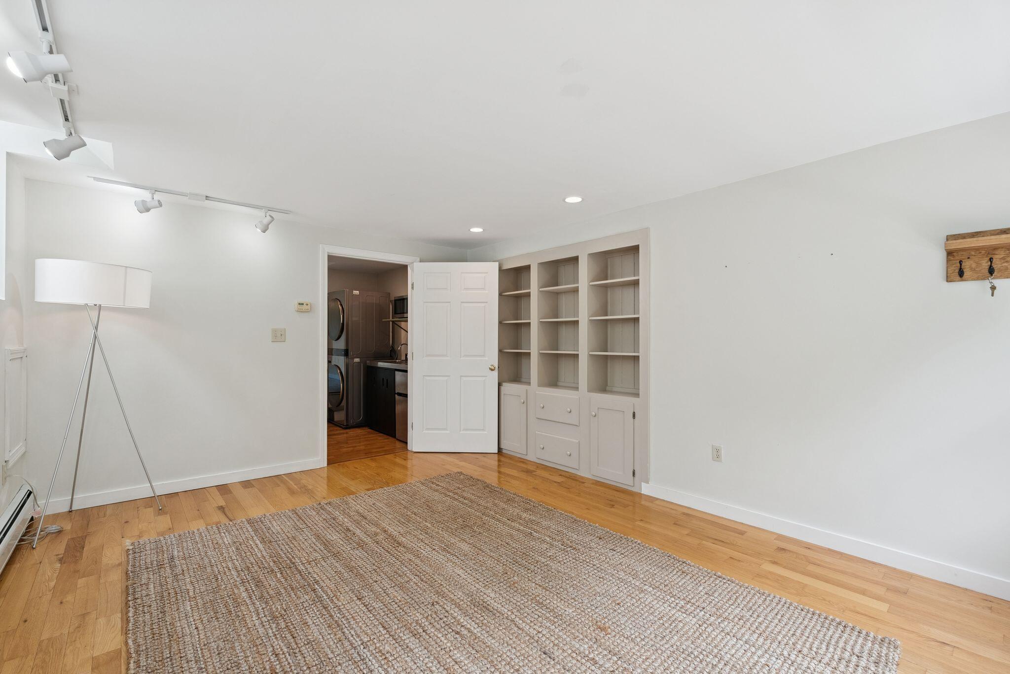 27 Libby Lane Brunswick ME 04011