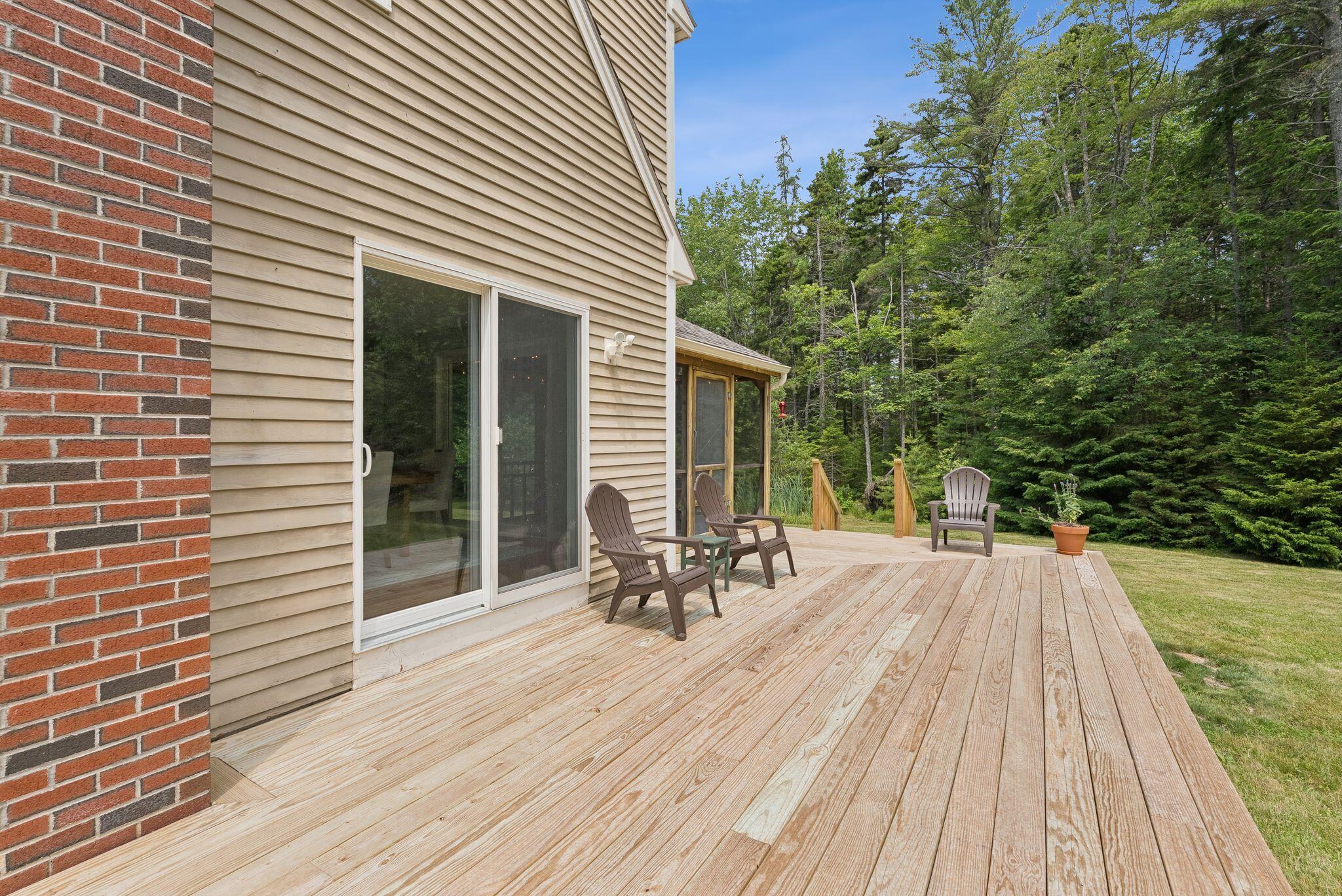 27 Libby Lane Brunswick ME 04011