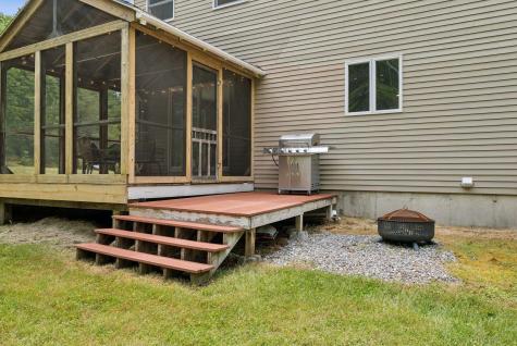 27 Libby Lane Brunswick ME 04011