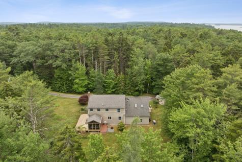 27 Libby Lane Brunswick ME 04011