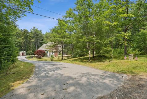 27 Libby Lane Brunswick ME 04011