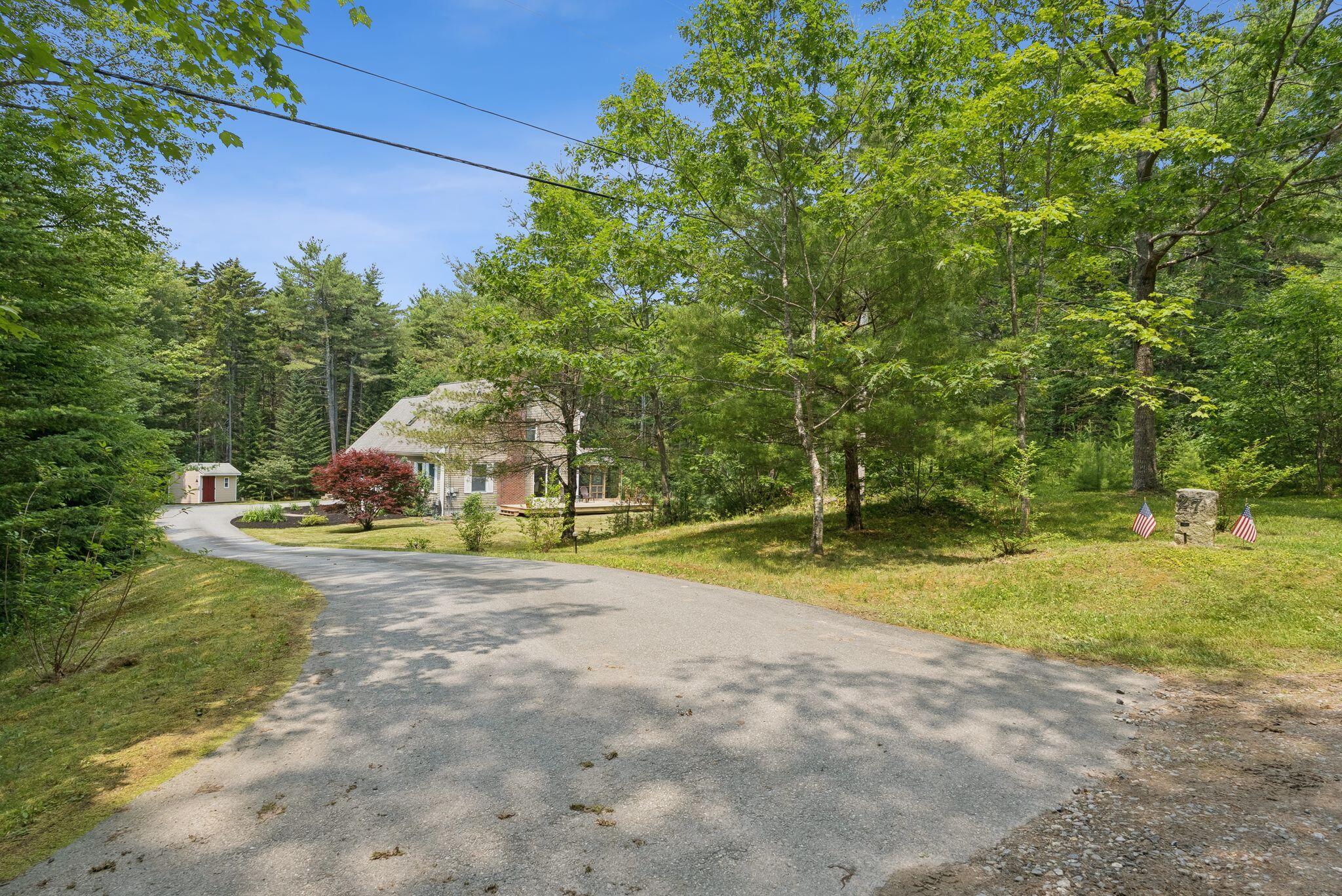 27 Libby Lane Brunswick ME 04011