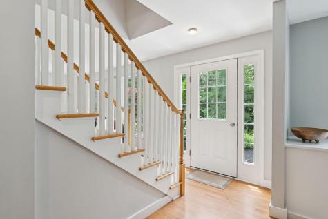 27 Libby Lane Brunswick ME 04011