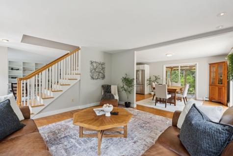 27 Libby Lane Brunswick ME 04011