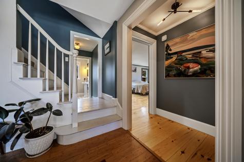 185 W Main Street Yarmouth ME 04096