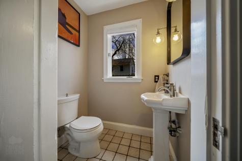 185 W Main Street Yarmouth ME 04096