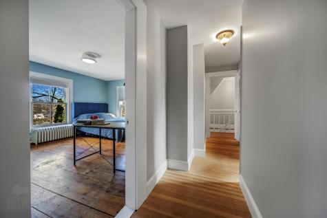 185 W Main Street Yarmouth ME 04096