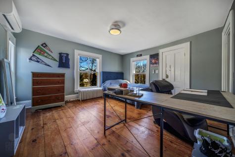 185 W Main Street Yarmouth ME 04096
