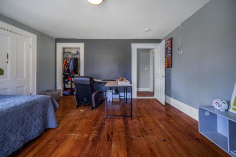 185 W Main Street Yarmouth ME 04096