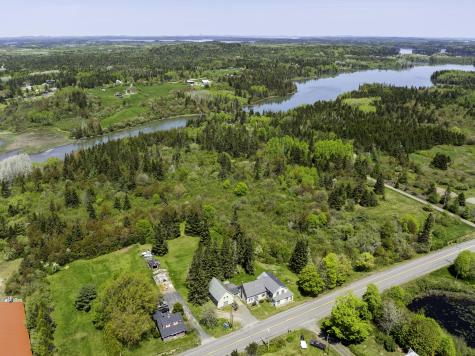 893 County Road Lubec ME 04652