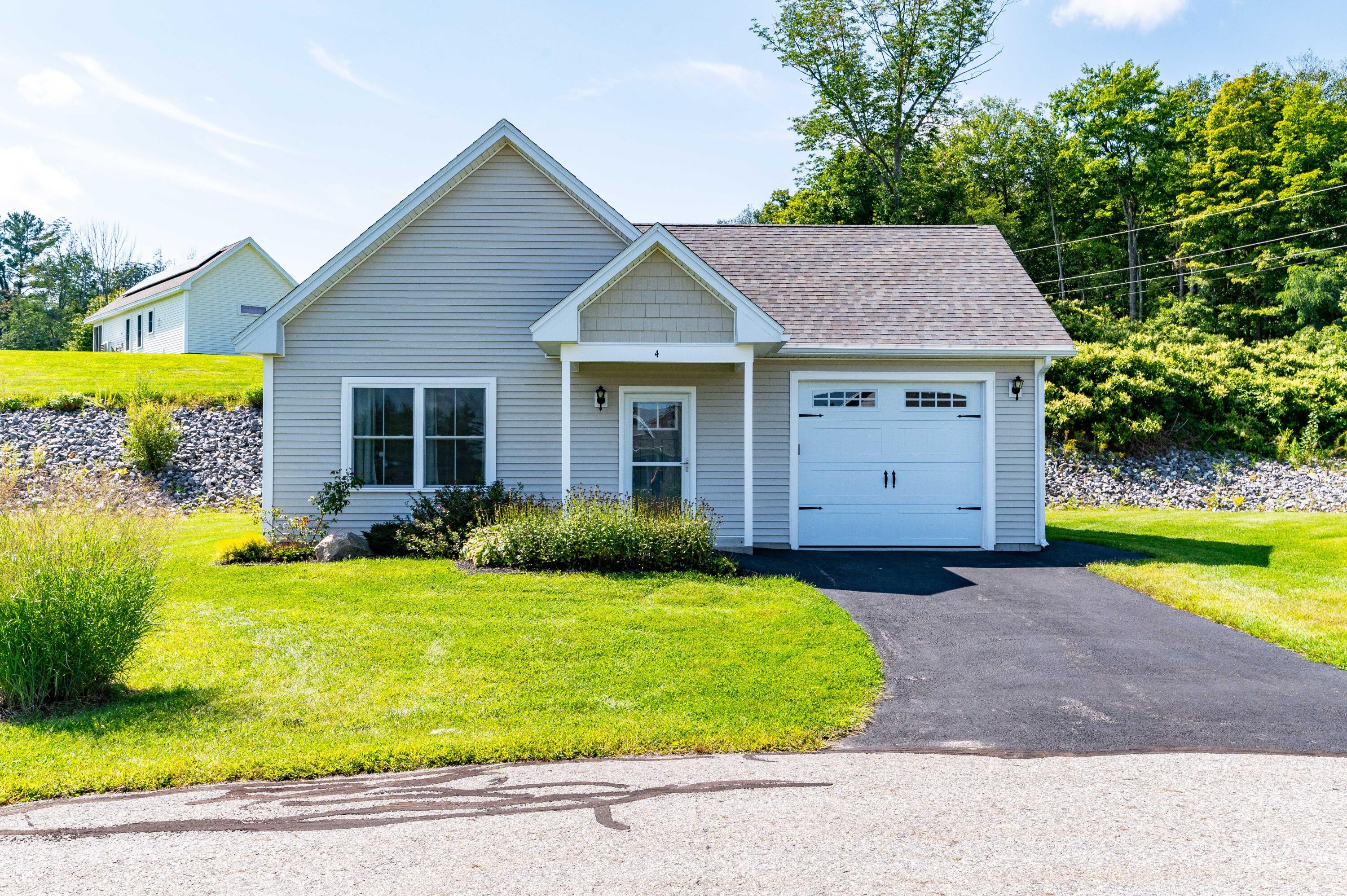 4 C Street Bridgton ME 04009