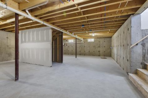 515 Range E Road Limerick ME 04048