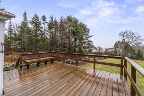 20 Holbrook Street Harpswell ME 04079