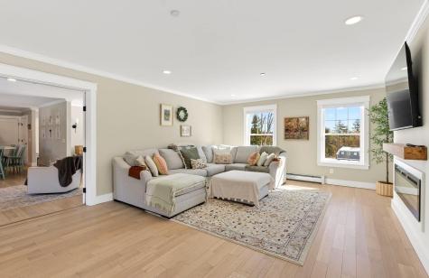 20 Revolution Drive Windham ME 04062