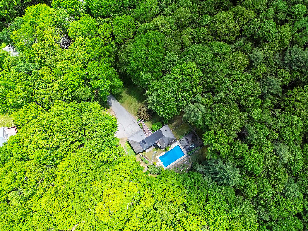 363 Winthrop Center Road Winthrop ME 04364